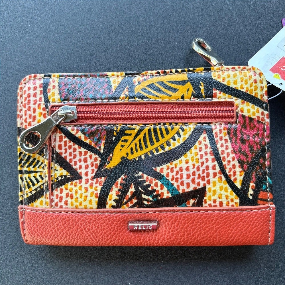 Relic‎ Caraway Multifunction Wallet Orange Multi Leaf Print  NWT